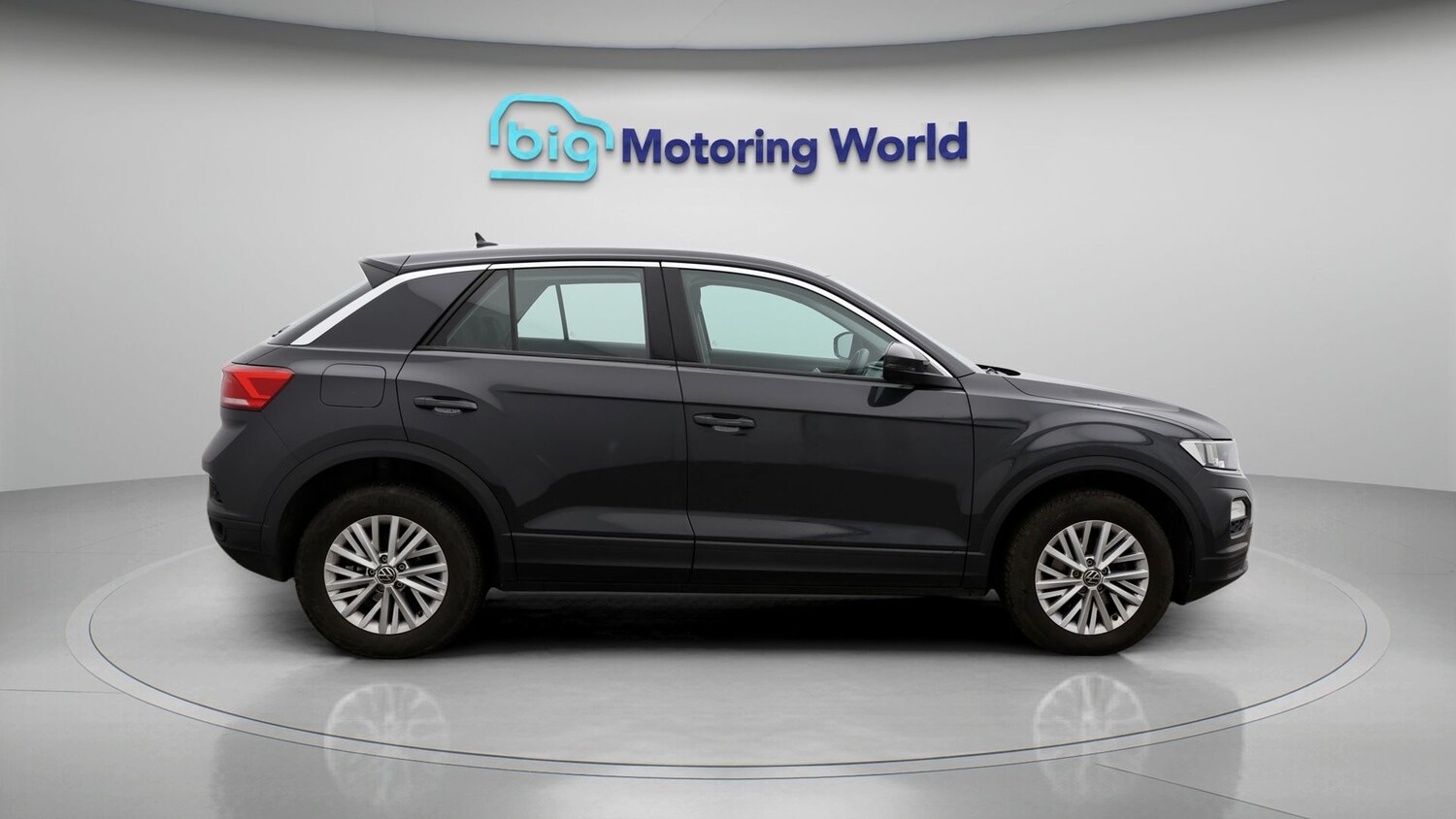 Used Volkswagen T-Roc 2021 for sale - 77271454: Photo 8