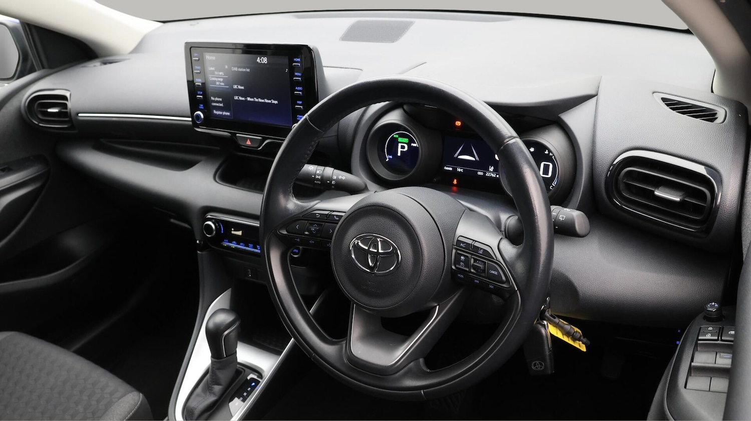 Used Toyota Yaris 2021 for sale - 76283412: Photo 10