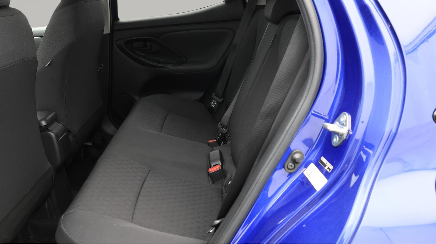 Used Toyota Yaris 2021 for sale - 76283412: Photo 17
