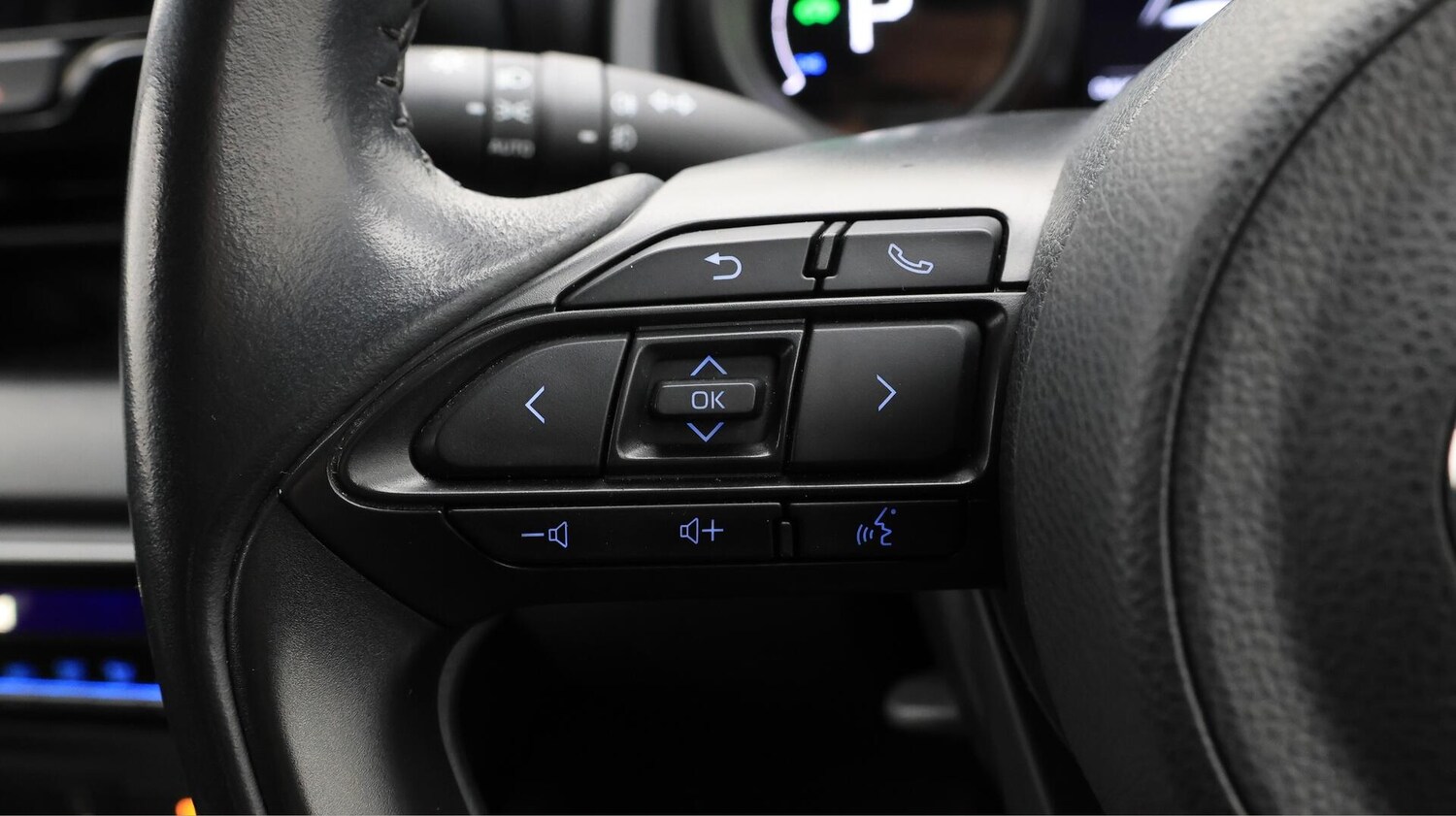 Used Toyota Yaris 2021 for sale - 76283412: Photo 24