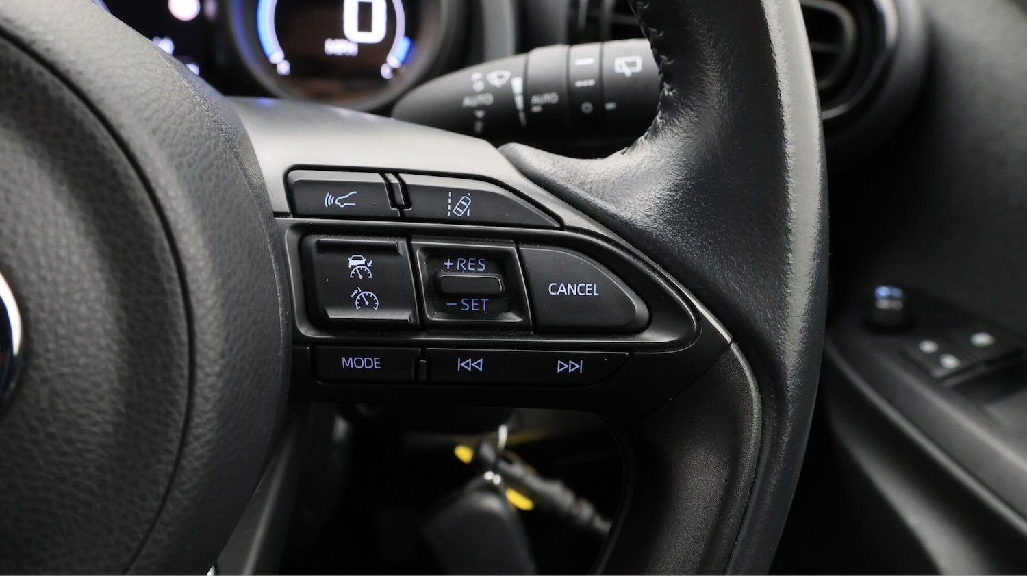 Used Toyota Yaris 2021 for sale - 76283412: Photo 25