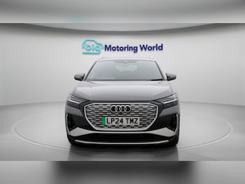 Used Audi Q4 e-tron 2024 for sale - 77053013: Photo
