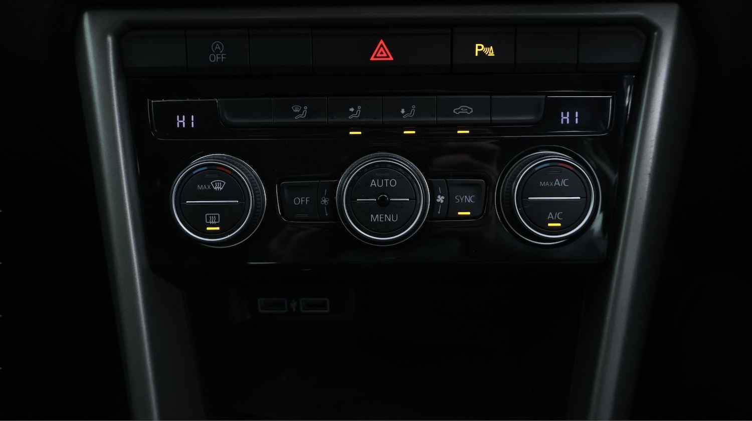 Used Volkswagen T-Roc 2020 for sale - 77746088: Photo 12