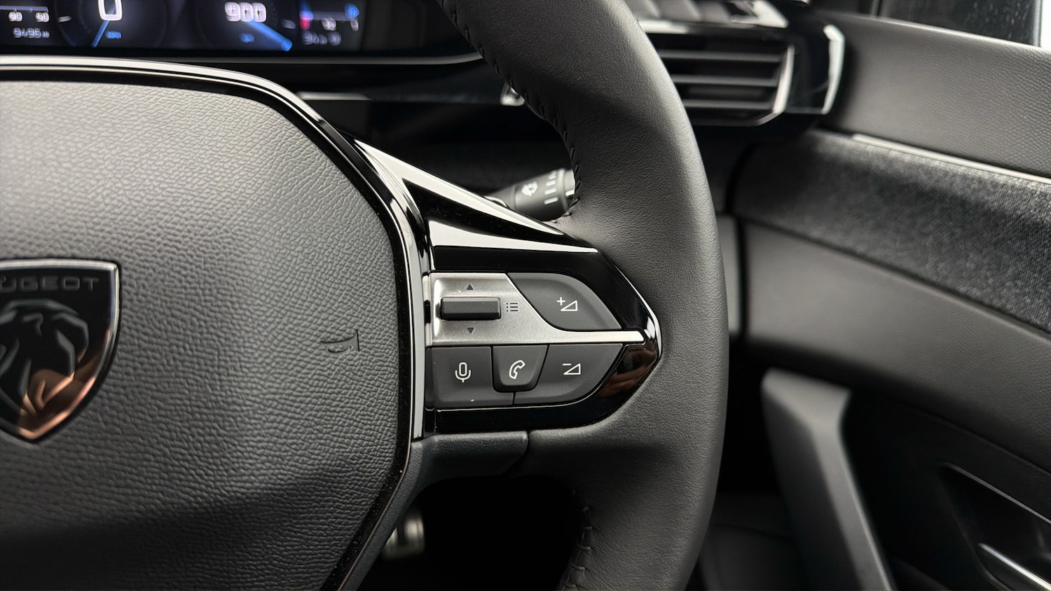 Used Peugeot 408 2024 for sale - 78070159: Photo 24