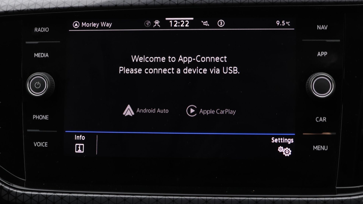 Used Volkswagen T-Cross 2023 for sale - 77262095: Photo 25