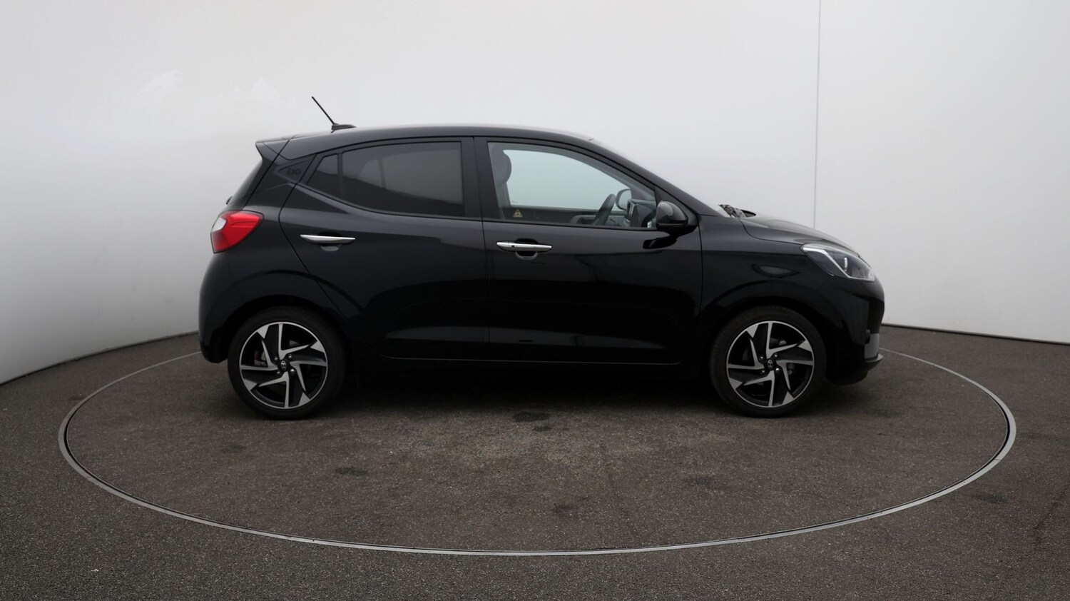 Used Hyundai i10 for sale - 76808790: Photo 44