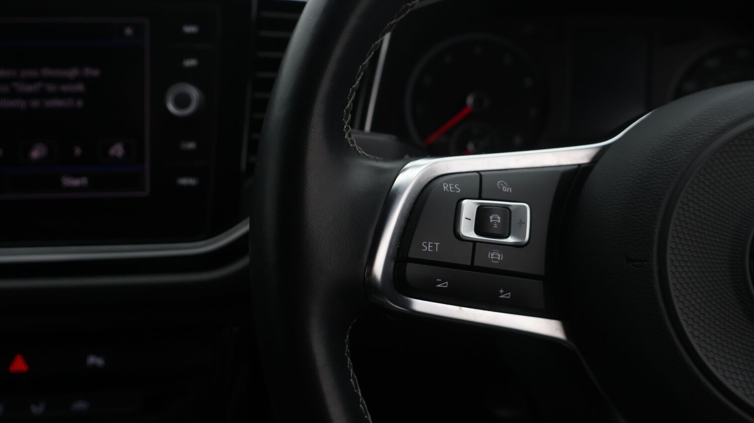 Used Volkswagen T-Roc 2022 for sale - 78149596: Photo 22