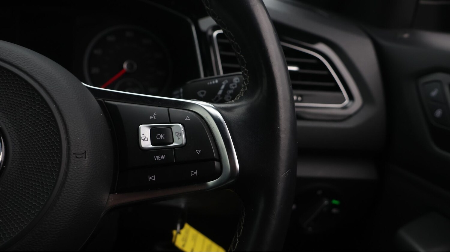 Used Volkswagen T-Roc 2022 for sale - 78149596: Photo 23