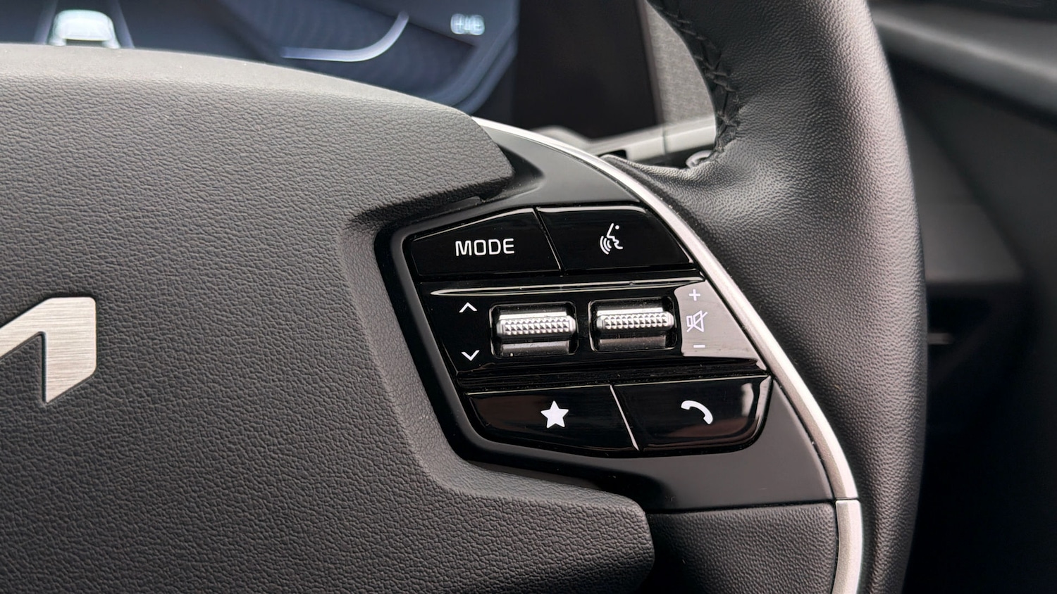 Used Kia EV6 2023 for sale - 78108081: Photo 24