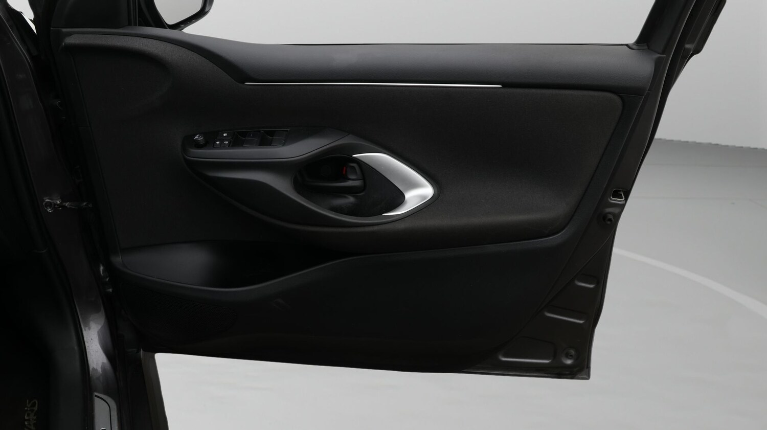 Used Toyota Yaris 2022 for sale - 77135689: Photo 15