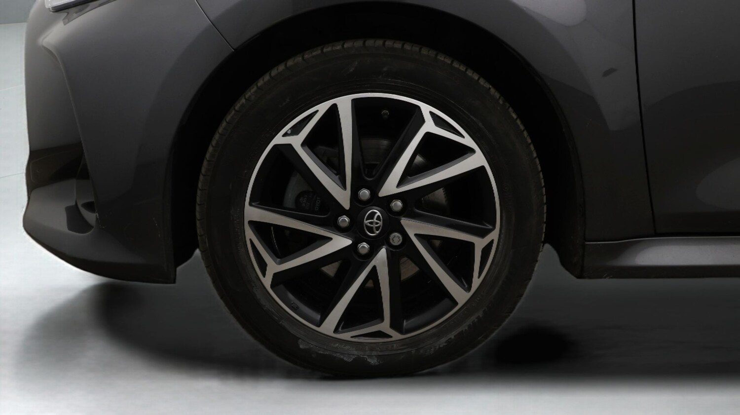 Used Toyota Yaris 2022 for sale - 77135689: Photo 18