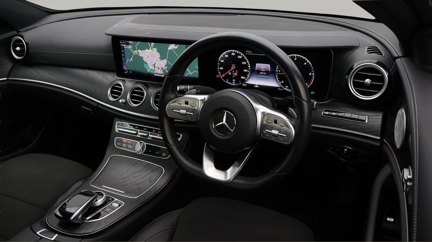 Used Mercedes-Benz E Class 2020 for sale - 76735343: Photo 10