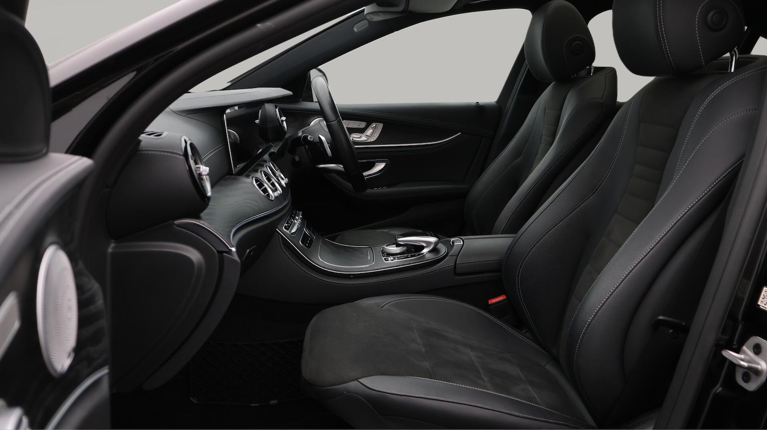 Used Mercedes-Benz E Class 2020 for sale - 76735343: Photo 15