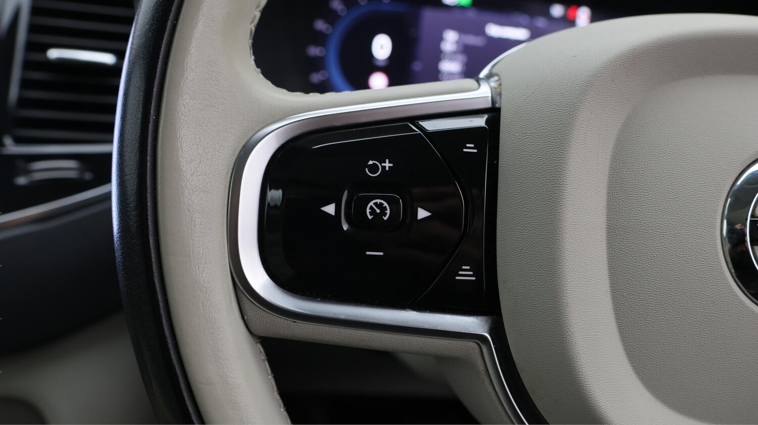 Used Volvo XC90 2022 for sale - 76584246: Photo 26