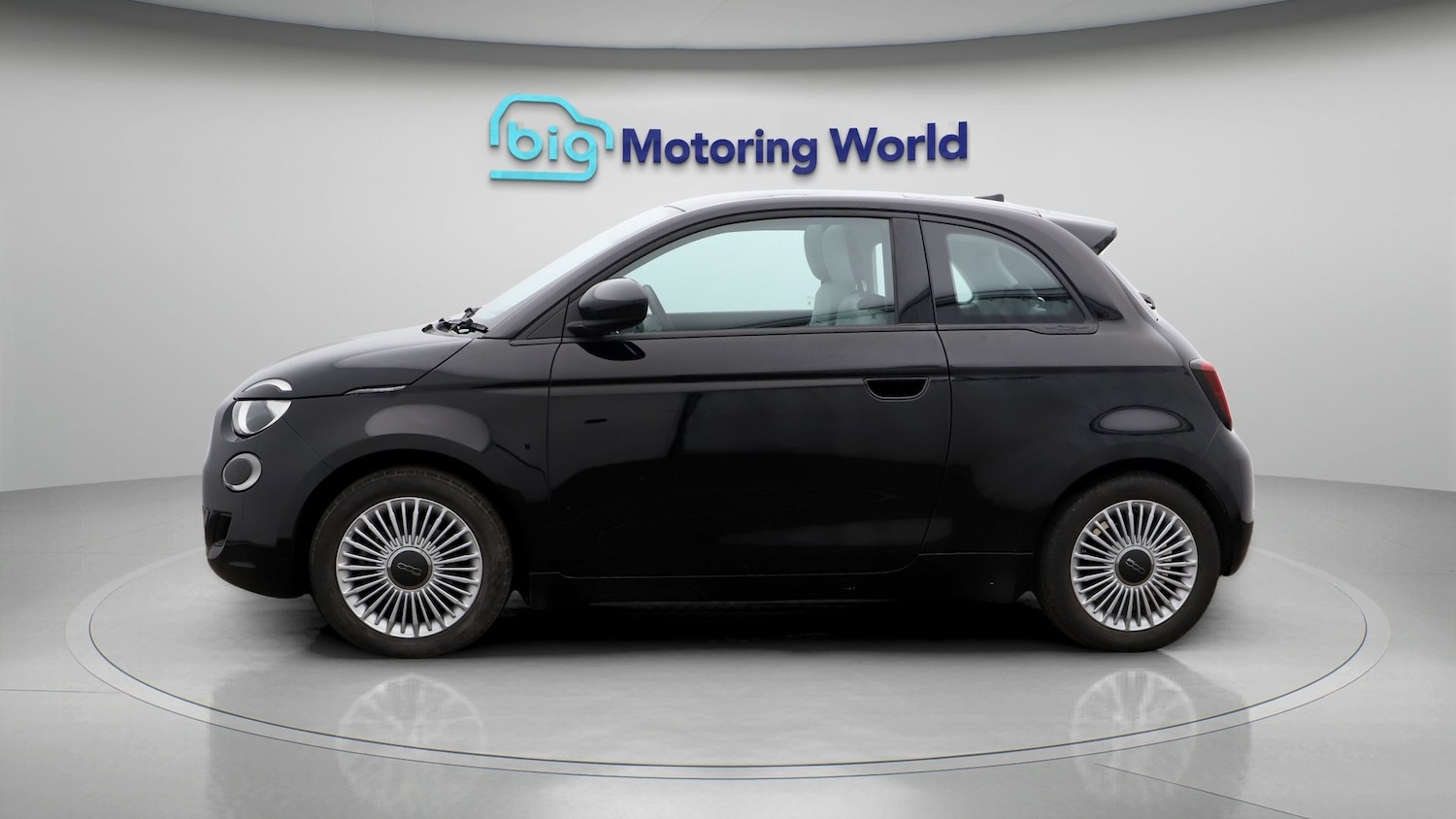 Used Fiat 500 2021 for sale - 77745315: Photo 4