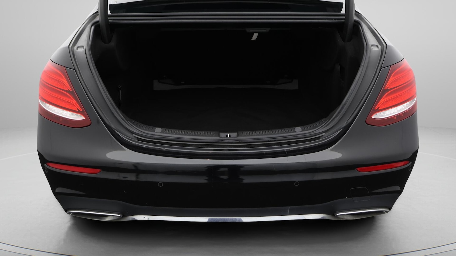 Used Mercedes-Benz E Class 2018 for sale - 76485562: Photo 18