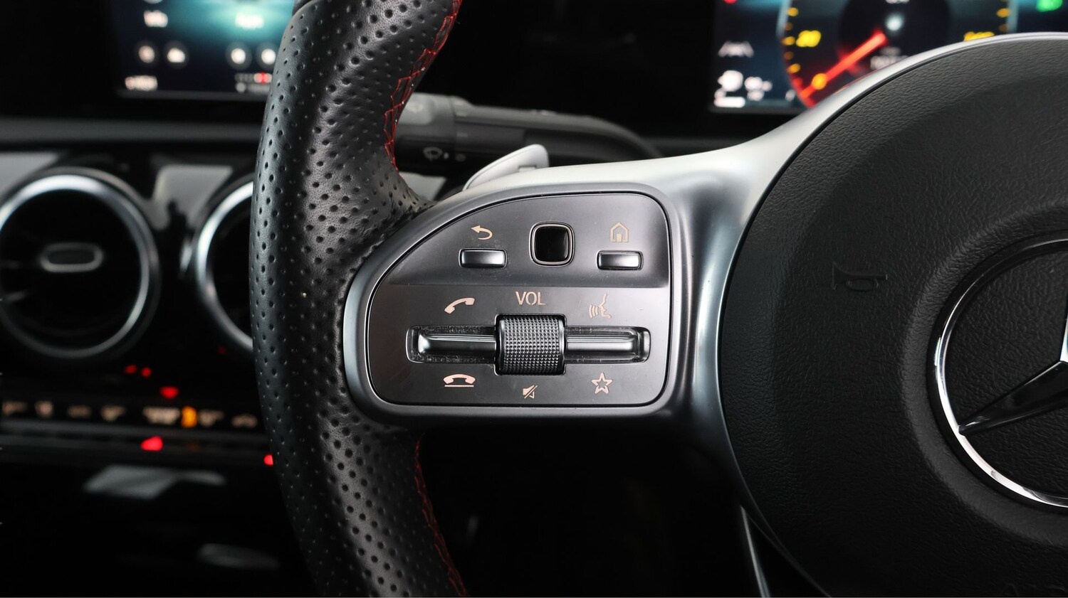 Used Mercedes-Benz A-Class 2020 for sale - 77675498: Photo 20