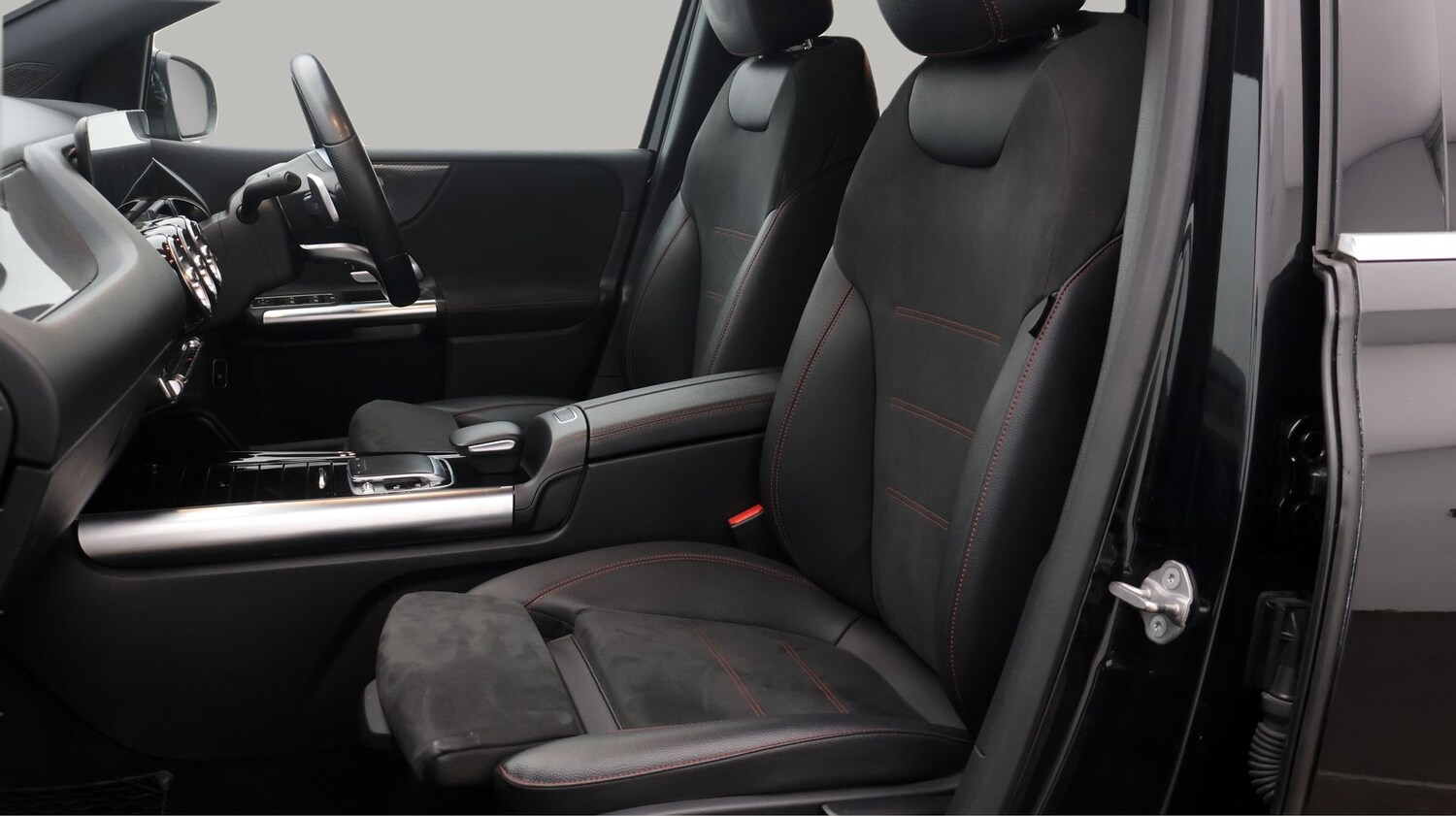 Used Mercedes-Benz B Class 2020 for sale - 77272213: Photo 14