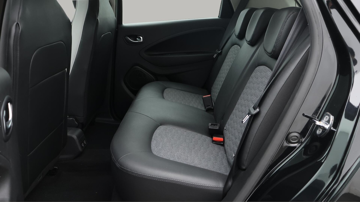 Used Renault Zoe 2021 for sale - 76572411: Photo 17