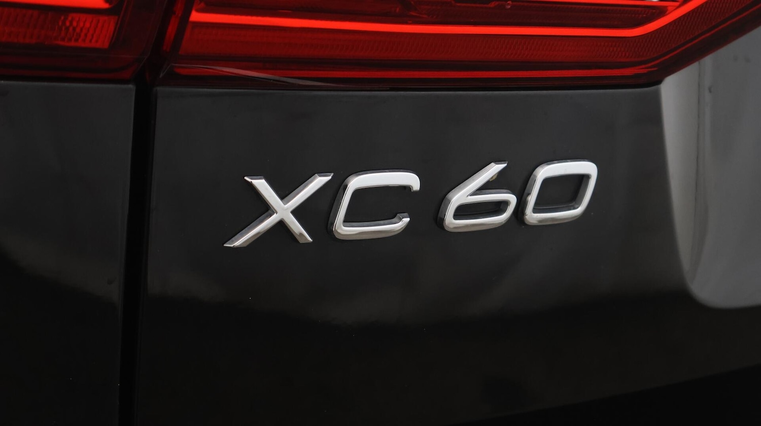 Used Volvo XC60 2022 for sale - 76633677: Photo 21