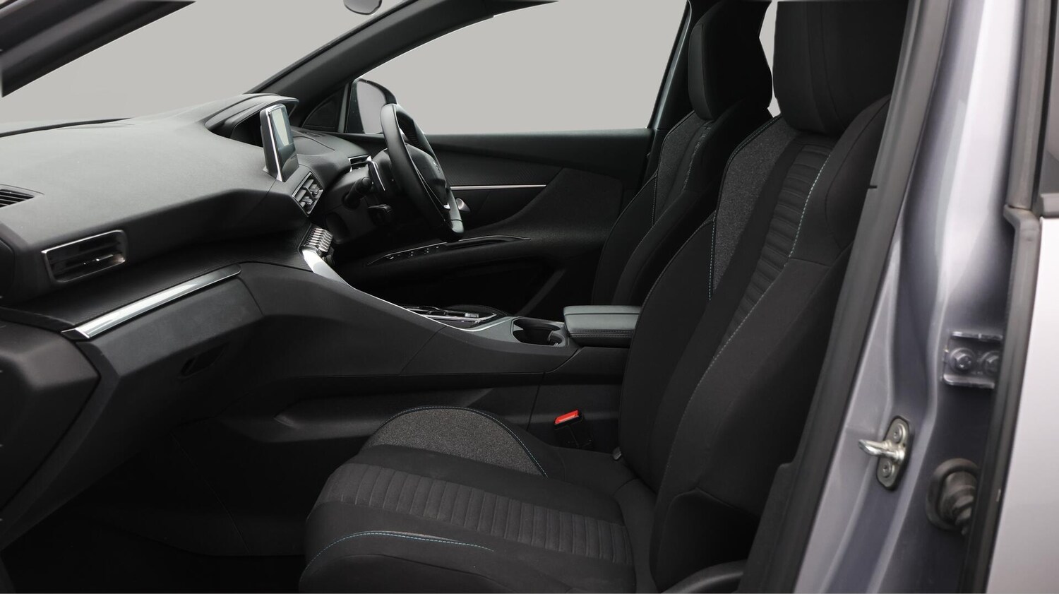 Used Peugeot 5008 2023 for sale - 76688659: Photo 15