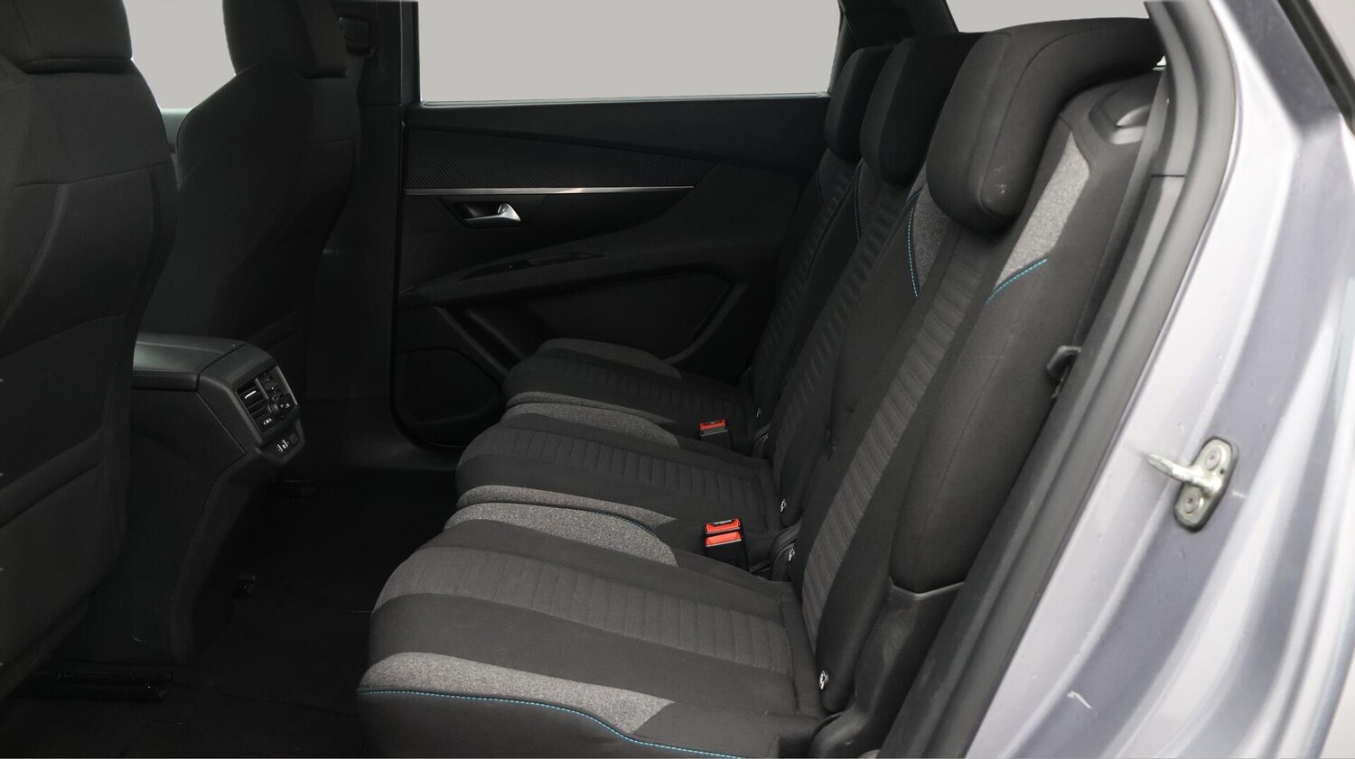 Used Peugeot 5008 2023 for sale - 76688659: Photo 17