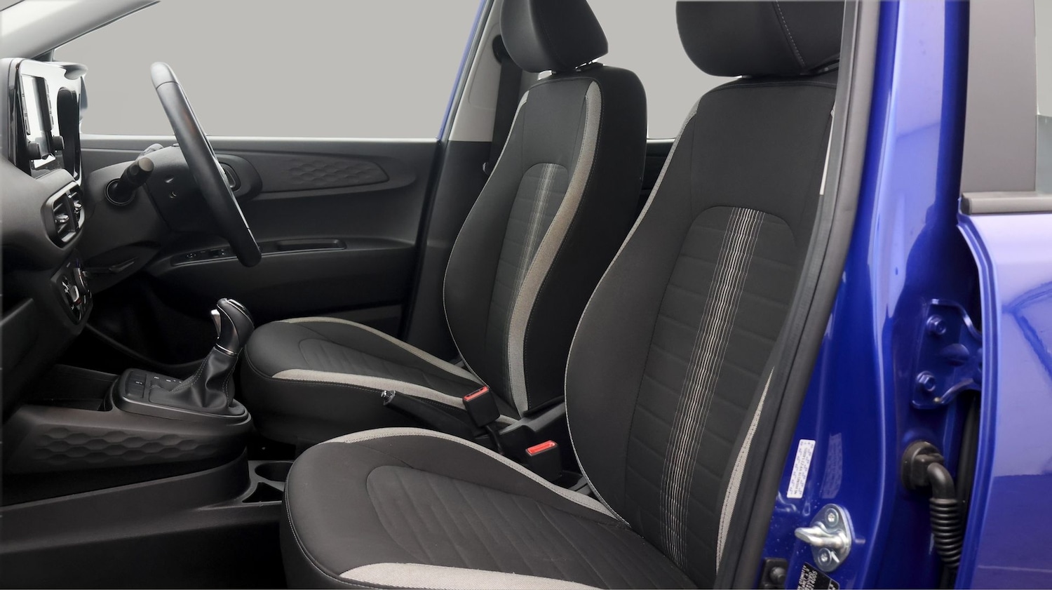 Used Hyundai i10 2023 for sale - 77277167: Photo 14