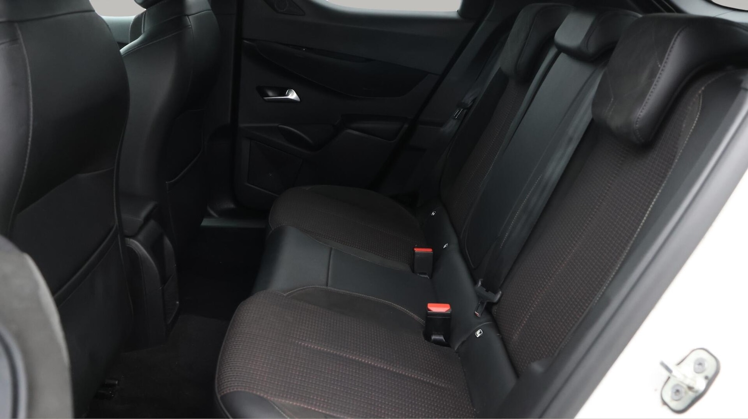 Used DS Automobiles DS 3 Crossback 2022 for sale - 76294459: Photo 17