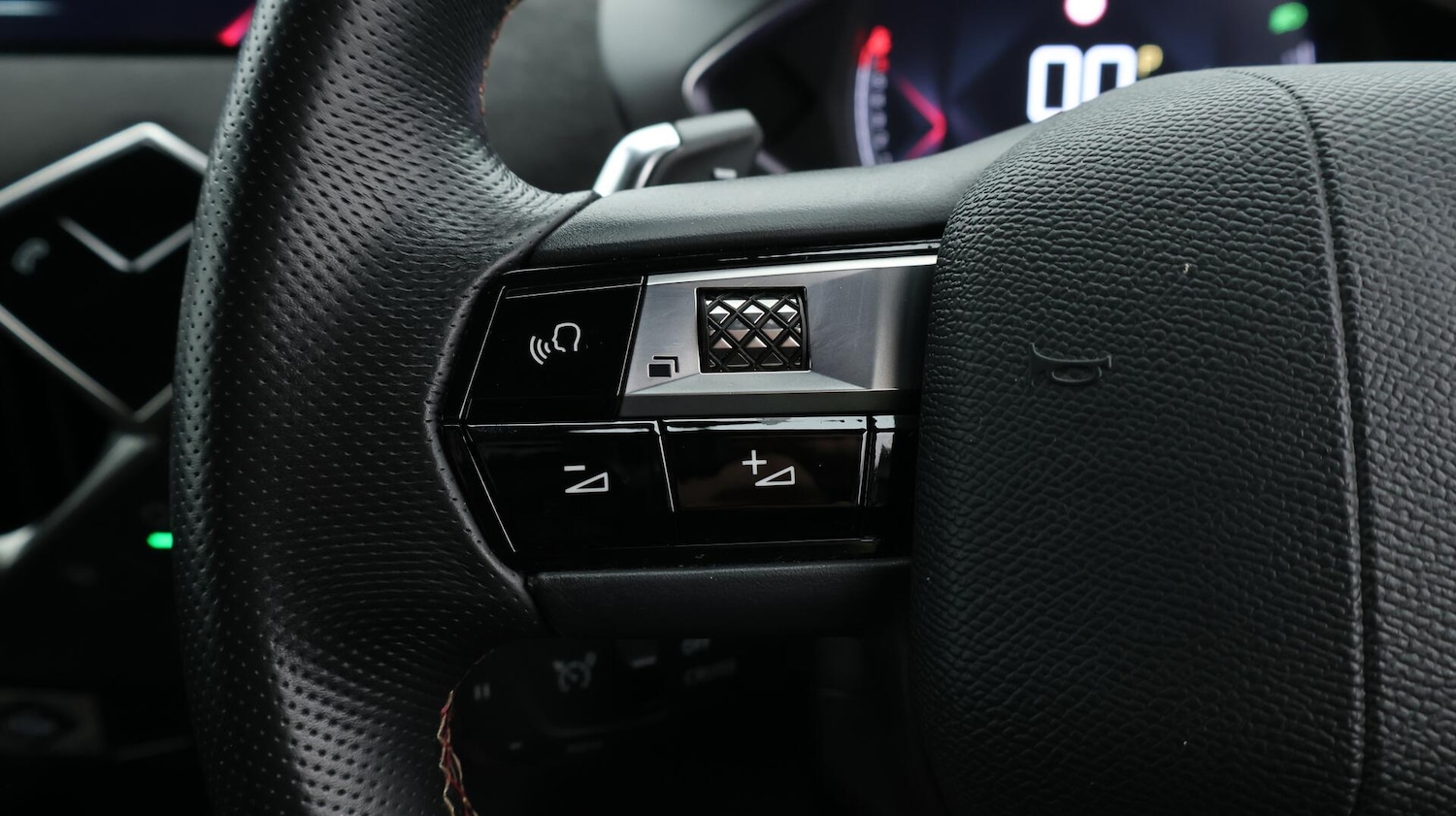 Used DS Automobiles DS 3 Crossback 2022 for sale - 76294459: Photo 25