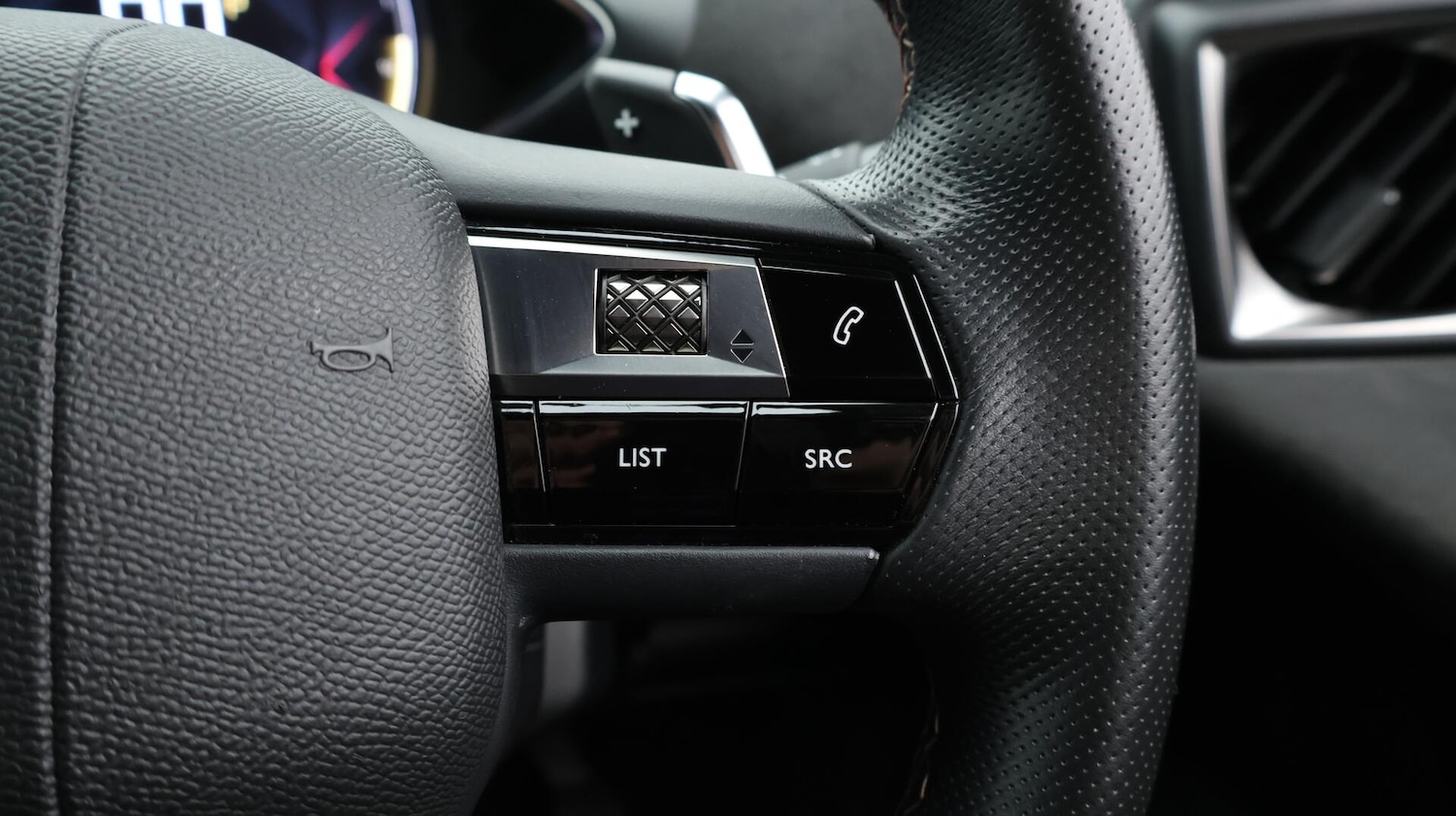 Used DS Automobiles DS 3 Crossback 2022 for sale - 76294459: Photo 26