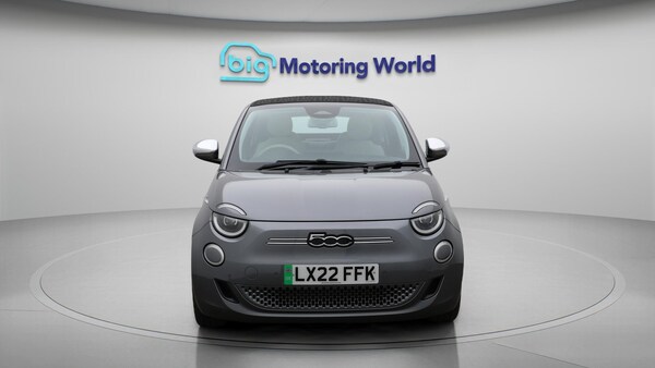 Used Fiat 500e C 2022 for sale - 75978946: Photo 3