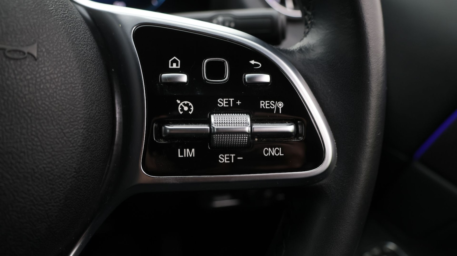 Used Mercedes-Benz EQA 2022 for sale - 77643906: Photo 26