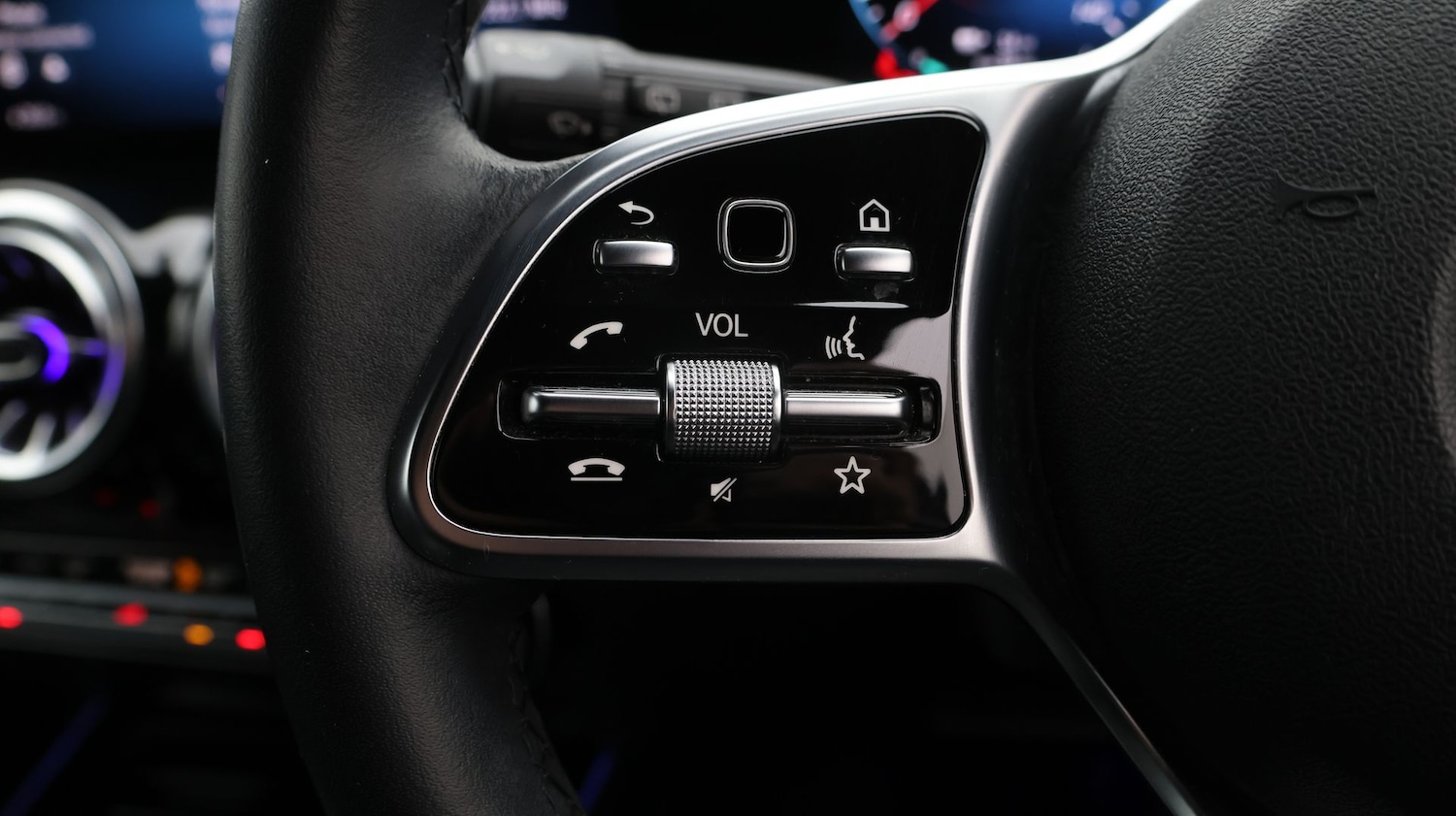 Used Mercedes-Benz EQA 2022 for sale - 77643906: Photo 27