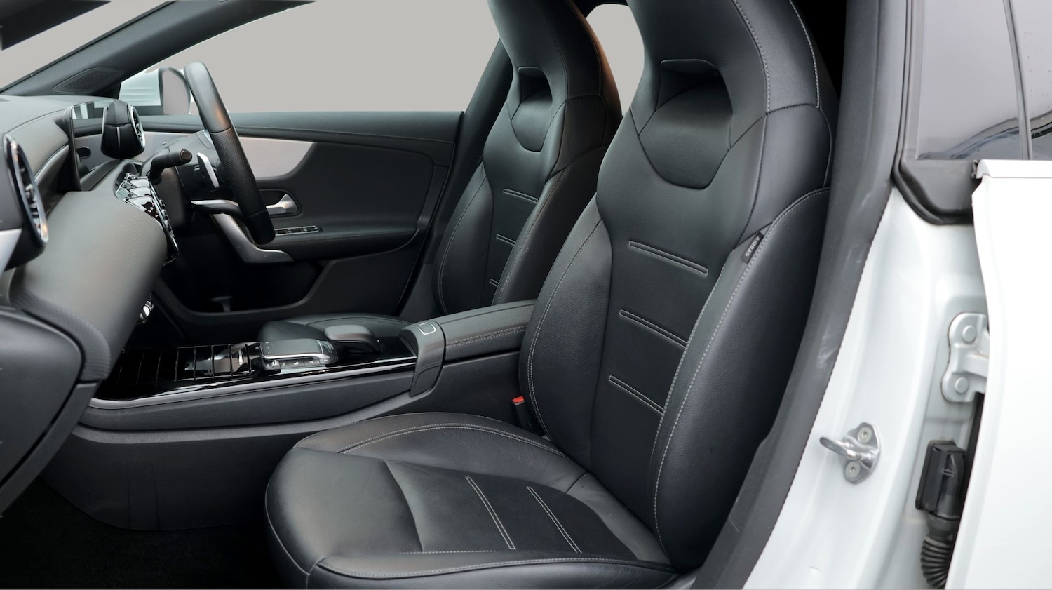 Used Mercedes-Benz CLA 2022 for sale - 77312970: Photo 14