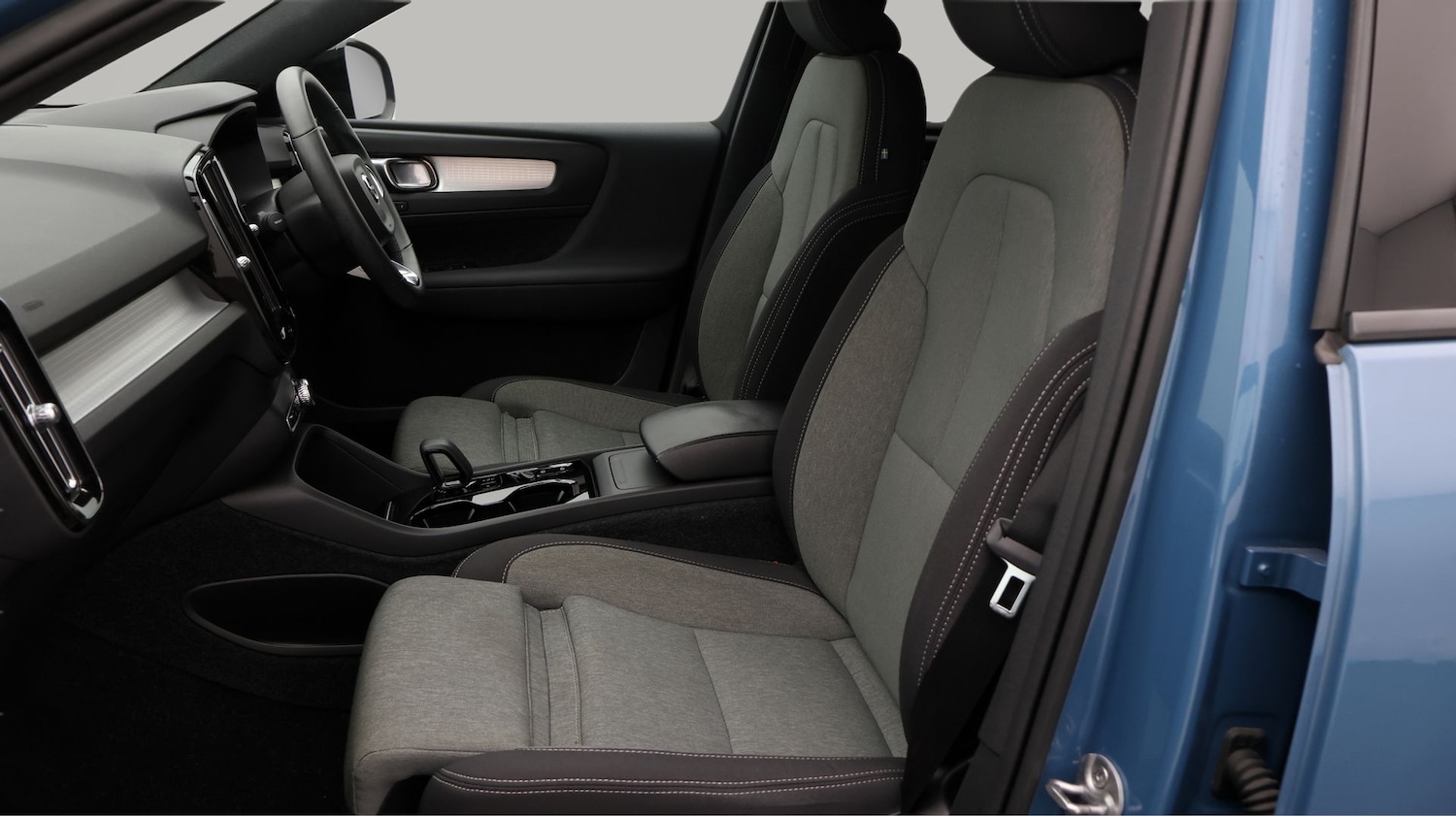 Used Volvo XC40 2022 for sale - 77763269: Photo 14