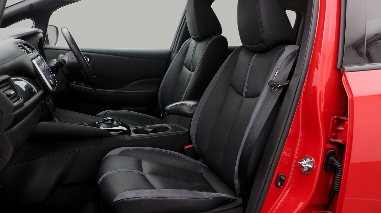 Used Nissan Leaf 2021 for sale - 77802589: Photo 14