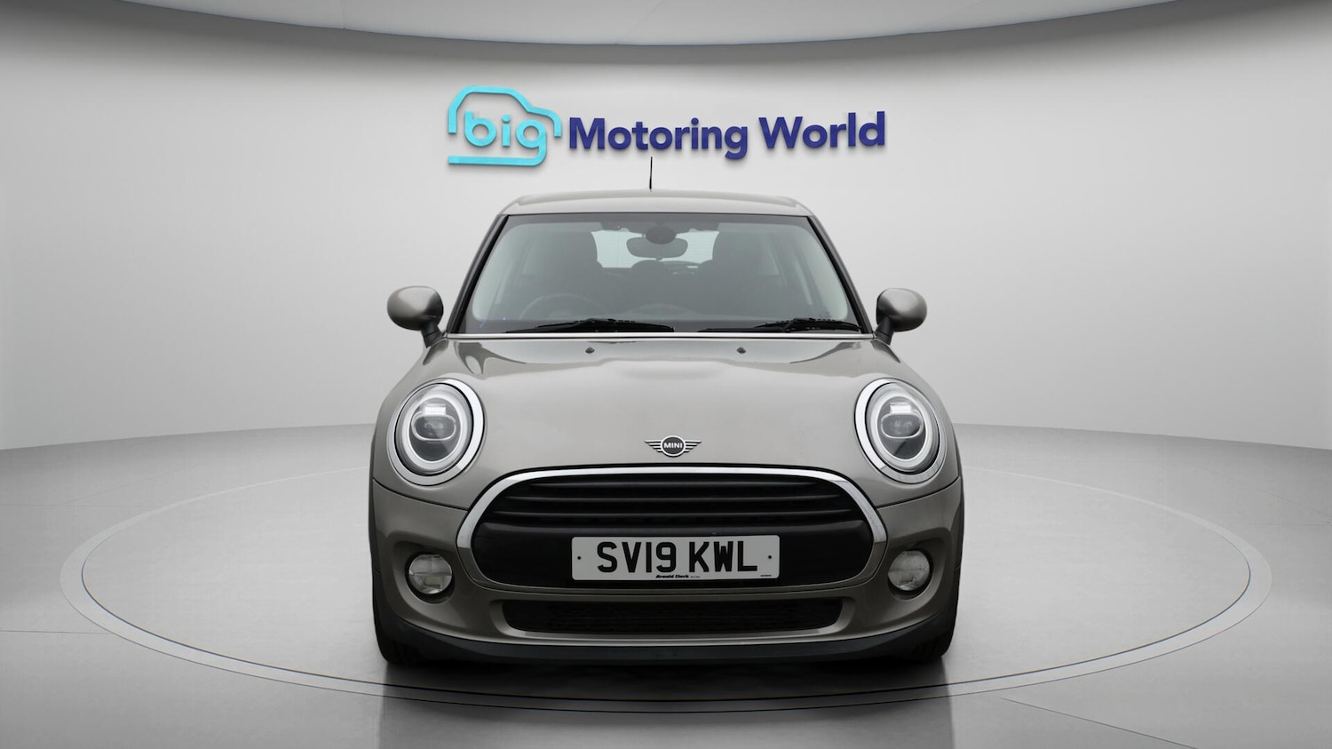 Used MINI Hatch 2019 for sale - 76549594: Photo 3