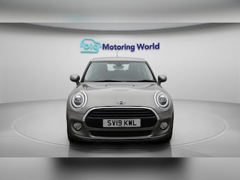 Used MINI Hatch 2019 for sale - 76549594: Photo