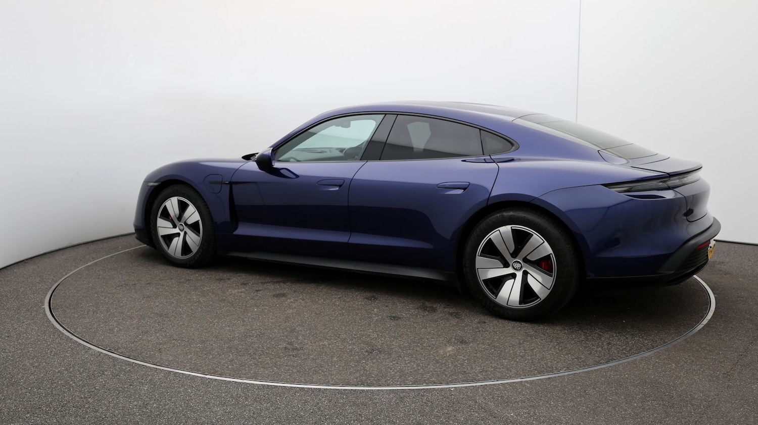 Used Porsche Taycan 2020 for sale - 76808945: Photo 41