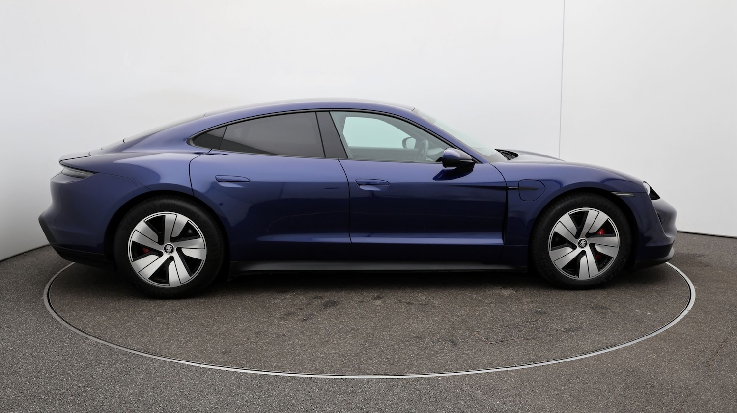 Used Porsche Taycan 2020 for sale - 76808945: Photo 44