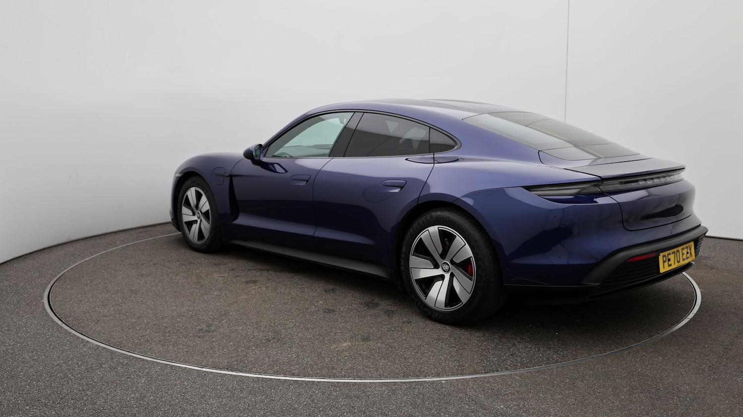 Used Porsche Taycan 2020 for sale - 76808945: Photo 57