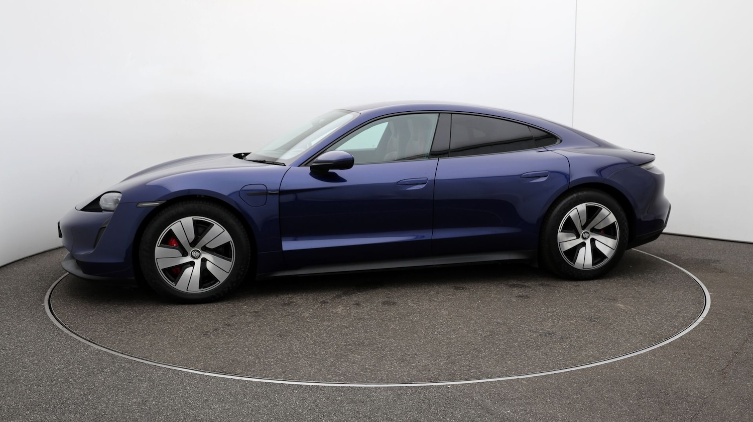 Used Porsche Taycan 2020 for sale - 76808945: Photo 60