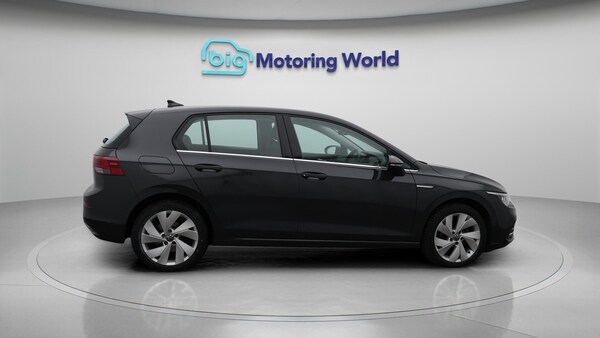 Used Volkswagen Golf 2022 for sale - 76109068: Photo 9