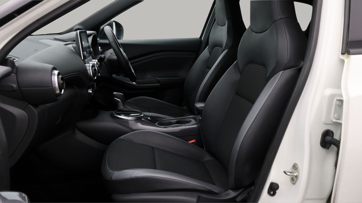 Used Nissan Juke 2023 for sale - 77589686: Photo 14