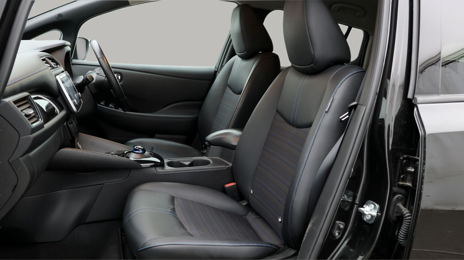 Used Nissan Leaf for sale - 77873147: Photo 14