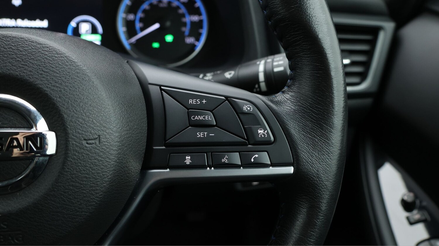 Used Nissan Leaf for sale - 77873147: Photo 24