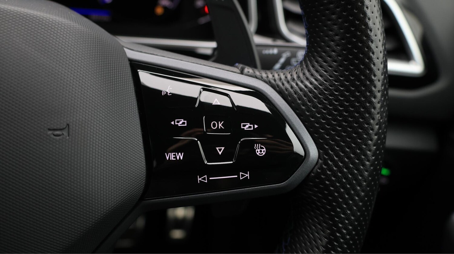 Used Volkswagen T-Roc 2022 for sale - 76499451: Photo 25