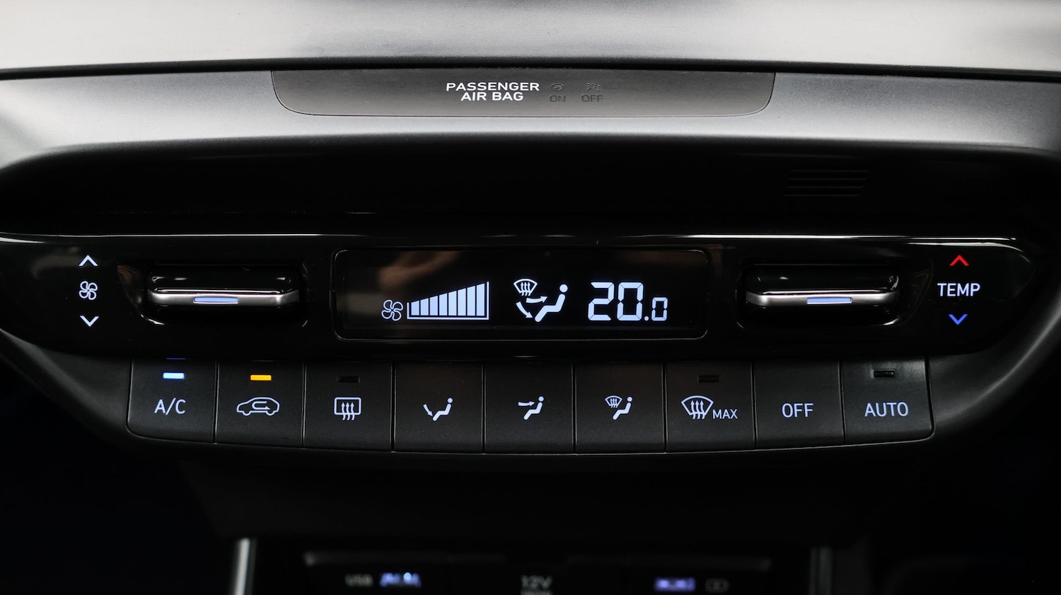 Used Hyundai BAYON 2022 for sale - 77220942: Photo 12