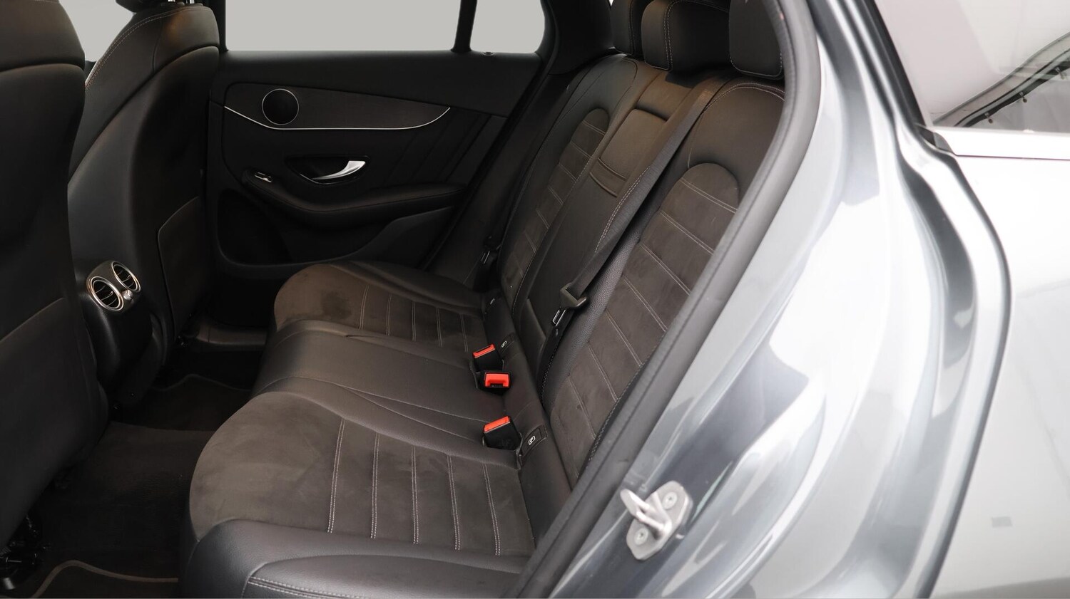 Used Mercedes-Benz GLC 2020 for sale - 76549196: Photo 17