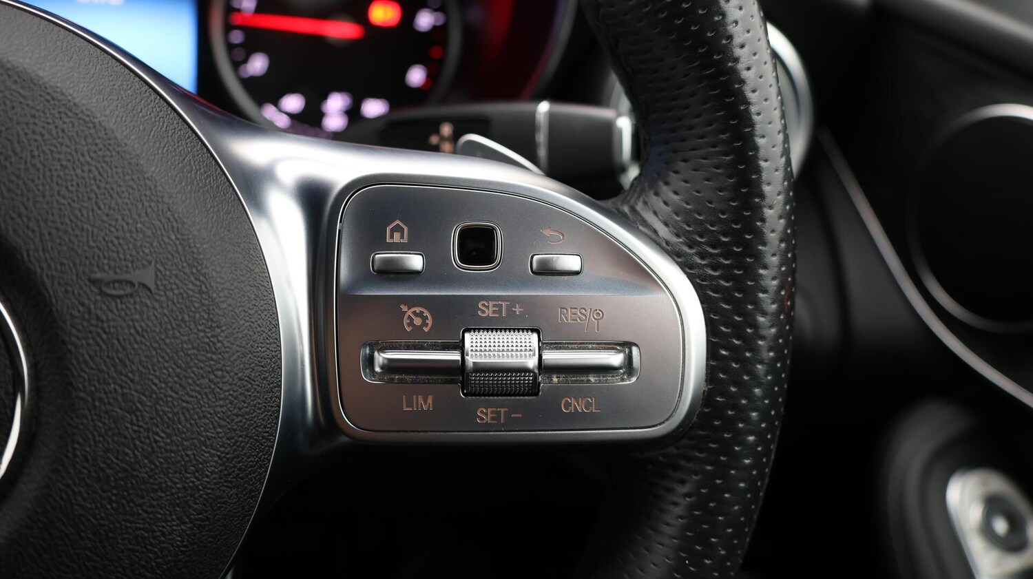 Used Mercedes-Benz GLC 2020 for sale - 76549196: Photo 26